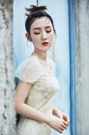 孙艺宁学院风时尚写真图片_2