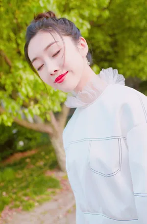 宣璐清新甜美夏日写真图片
