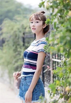 宣璐最新写真图片：少女气十足_4