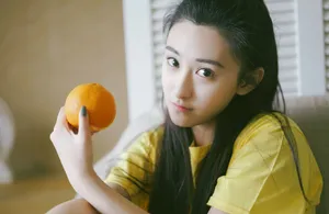 朱圣祎可爱俏皮生活照图片_2