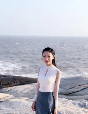 钟祺海边旅拍唯美写真图片_3