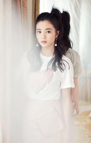 张雅钦甜美活动写真图片_1