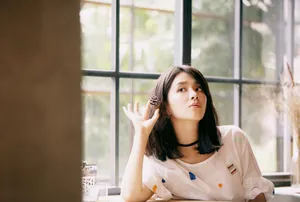 陈昊宇清新甜美写真图片_5