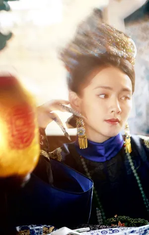 陈昊宇《如懿传》舒妃角色写真图片_6