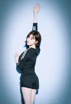 陈小纭时尚性感写真图片_4