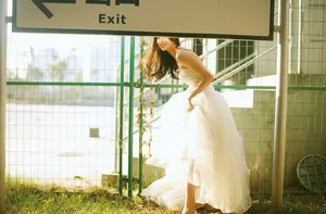 毛晓慧婚纱白裙性感写真图片_7