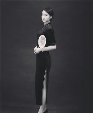 毛晓慧早期旗袍写真图片