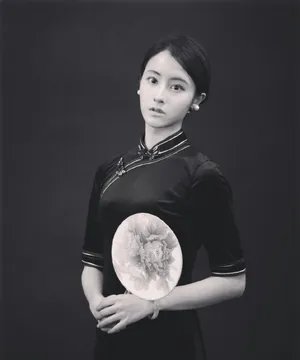 毛晓慧早期旗袍写真图片_2