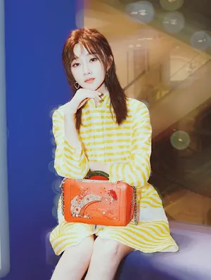 林鹏清新甜美活动写真图片第1张