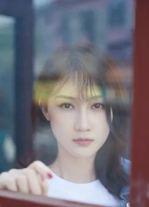 林鹏优雅街拍图片_6