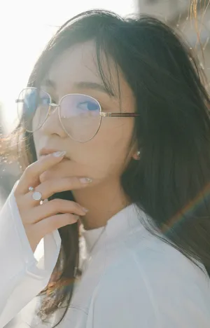 王一菲清新文艺生活照图片_1