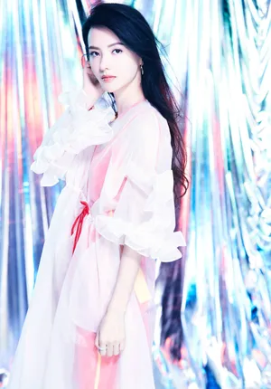 张芷溪清爽甜美夏季写真图片_3