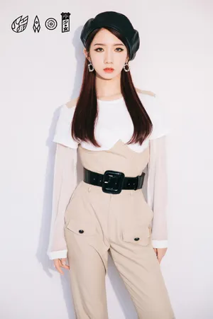 火箭少女101性感活动写真图片