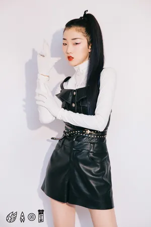 火箭少女101性感活动写真图片_5