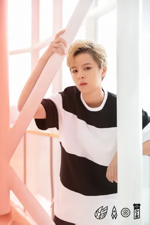 火箭少女101超新星全运会合体写真图片_7