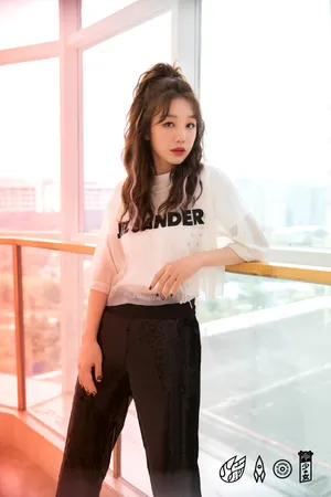 火箭少女101超新星全运会合体写真图片_10