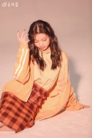 火箭少女101李紫婷写真花絮图片