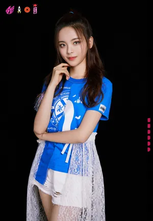 火箭少女101《中国音乐公告牌》海报图片_2