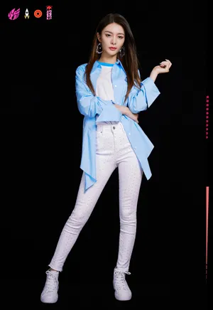 火箭少女101《中国音乐公告牌》海报图片_8