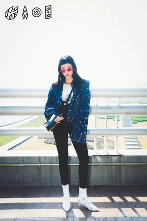 火箭少女101yamy酷帅机场街拍写真图片_6