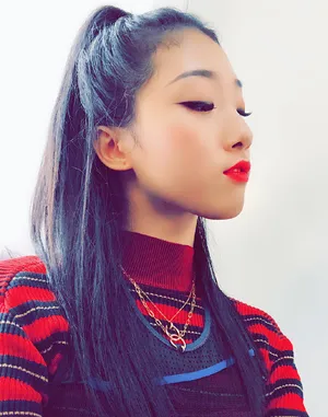 火箭少女101Yamy生活自拍照