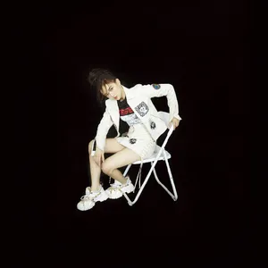火箭少女101时尚大片性感写真图片_2