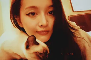 火箭少女101吴宣仪唯美自拍照图片_3