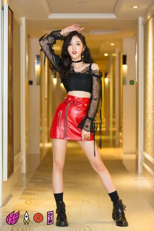 火箭少女101奔跑嘉年华图片_3