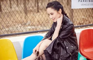 李曼率性机车风皮衣写真图片_2