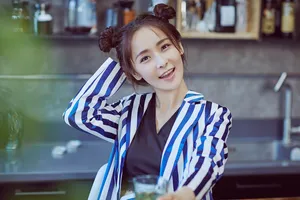 李曼咖啡馆文艺清新写真图片_3