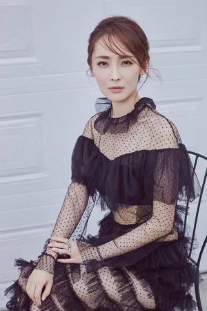 李曼最新气质写真高清图片_4