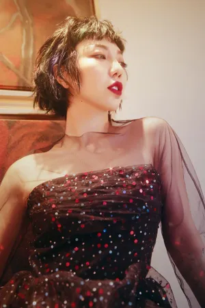 吴莫愁雅诗兰黛活动照图片_1