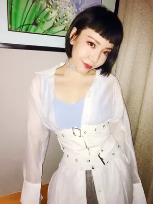 吴莫愁活动照图片_7