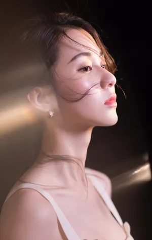 刘颖伦性感写真图片_4