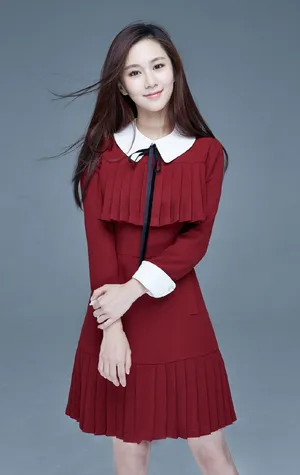 刘颖伦清新甜美时尚写真图片_3