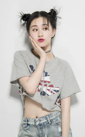 刘颖伦性感露脐装写真图片_5