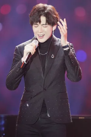 摩登兄弟刘宇宁江苏卫视跨年演唱会图片_2