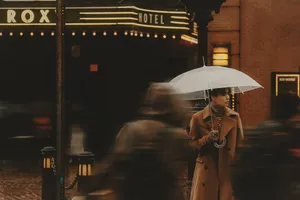 林彦俊纽约街拍帅气图片_7