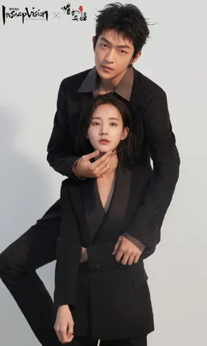 李一桐屈楚萧时尚杂志写真大片_3