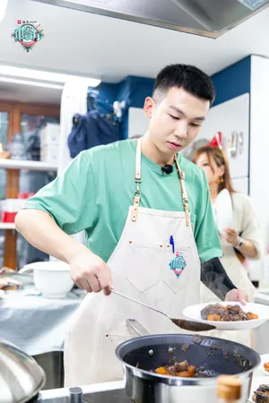 《中餐厅第二季》白举纲帅气剧照图片_5