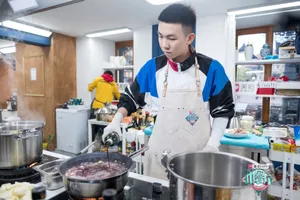 白举纲中餐厅高清剧照图片