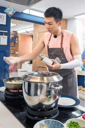 白举纲《中餐厅》图片