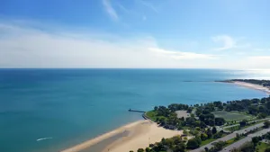 肯尼亚纳库鲁湖风景图片_7