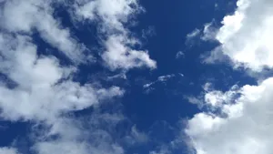 好看的蓝天白云图片_4
