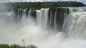 巴西伊瓜苏大瀑布风景图片_6