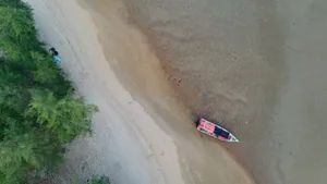 唯美沙滩风景图片_5