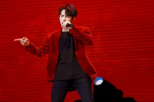 X玖少年团伍嘉成图片_4