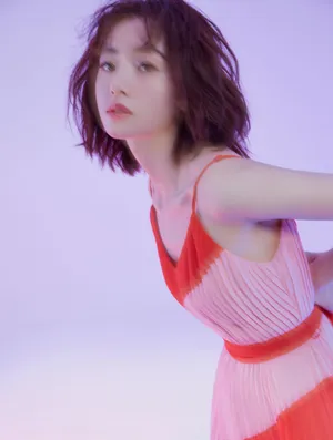 胡冰卿性感养眼时尚写真图片_7