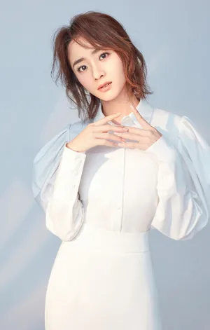 胡冰卿清新淡雅纯白唯美写真图片_3