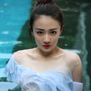 郑爽金晨陈瑶胡冰卿李沁细数颜值爆表的90后女星_30